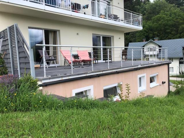 Velden View Ferienwohnung Mit Grosser Sonnenterrasse Und See- Und Karawankenblick Фельден-ам-Вёртер-Зе Экстерьер фото