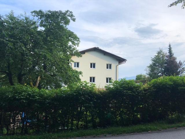 Velden View Ferienwohnung Mit Grosser Sonnenterrasse Und See- Und Karawankenblick Фельден-ам-Вёртер-Зе Экстерьер фото