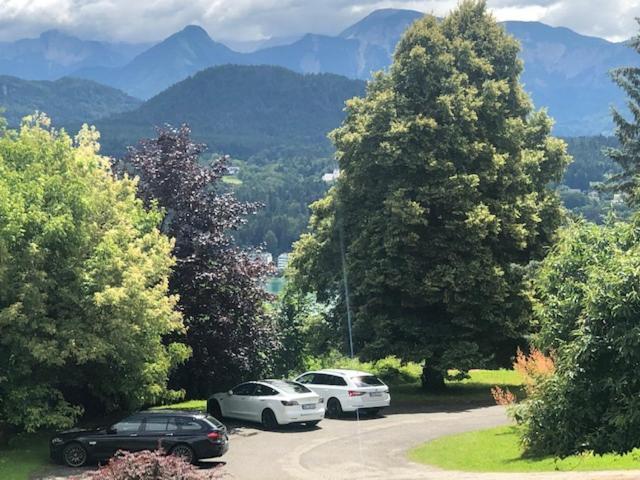 Velden View Ferienwohnung Mit Grosser Sonnenterrasse Und See- Und Karawankenblick Фельден-ам-Вёртер-Зе Экстерьер фото